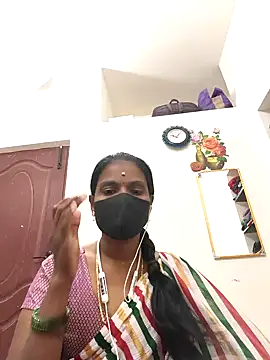 Tamil Yalini12 online show from March 19, 2026, 4:33 pm