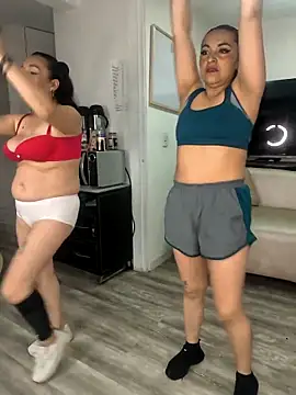 Alisson Stonee online show from April 18, 2026, 8:42 pm