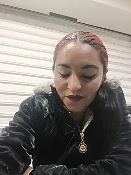 Snapshot of Alisson_Stonee chatting on May 24, 2026, 12:26 am Alisson Stonee online show from May 24, 2026, 12:26 am