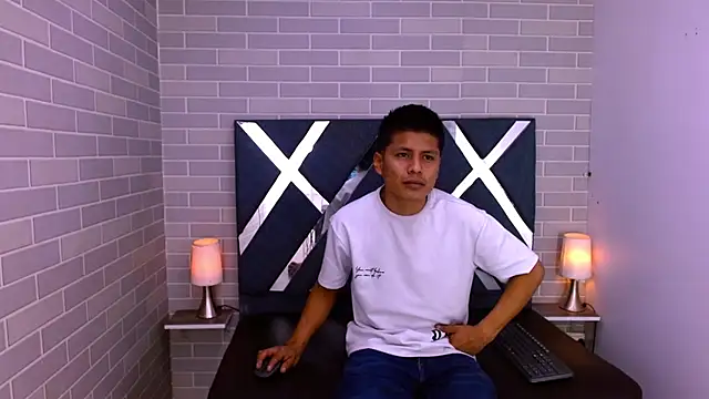 marcus hans  online show from November 28, 2025, 2:53 pm