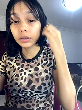 xoxo milk online show from December 2, 2025, 7:42 pm