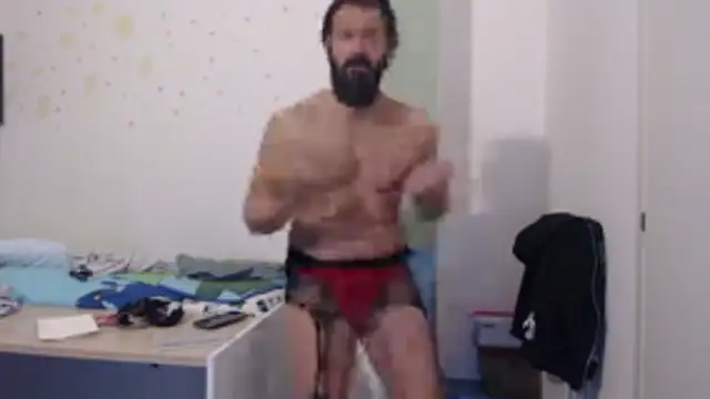 muscoloporco online show from November 13, 2025, 6:51 pm