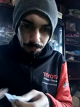 Snapshot of -Axelconda420 chatting on April 11, 2026, 9:30 pm -Axelconda420 online show from April 11, 2026, 9:30 pm