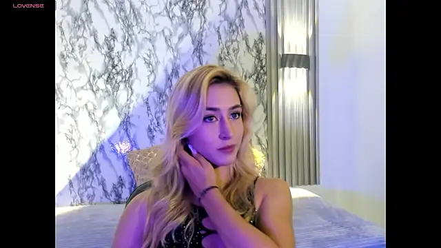 Dulcinea 2 online show from November 4, 2025, 7:02 pm