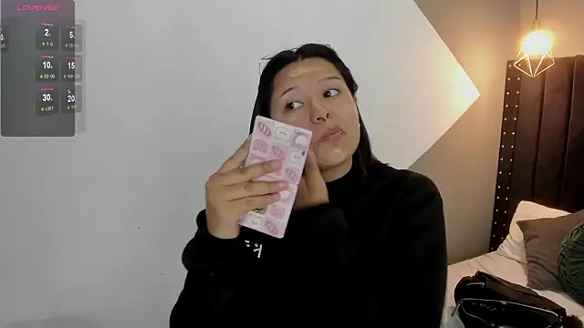 mayukim online show from November 23, 2025, 11:21 am