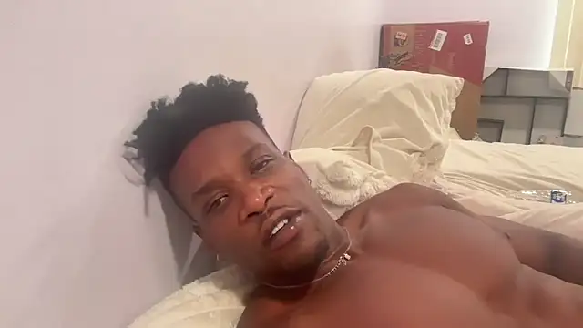 Snapshot of MrDaddyBlackNi9e chatting on November 5, 2025, 9:15 pm MrDaddyBlackNi9e online show from November 5, 2025, 9:15 pm