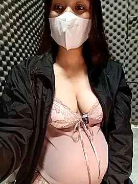 Pipi23  online show from November 28, 2025, 3:04 pm