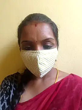 Snapshot of Tamil_Swathi chatting on June 18, 2026, 8:14 am Tamil Swathi online show from June 18, 2026, 8:14 am