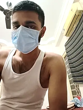 Snapshot of Charm_Queen chatting on February 12, 2026, 4:57 pm Charm Queen online show from February 12, 2026, 4:57 pm