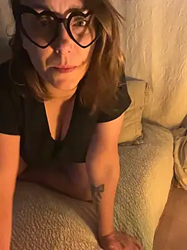 Reine du Vice84 online show from January 11, 2026, 4:01 pm