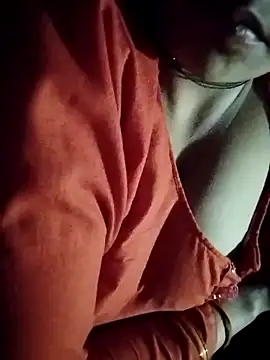 Soniya4357 online show from November 29, 2025, 3:37 pm