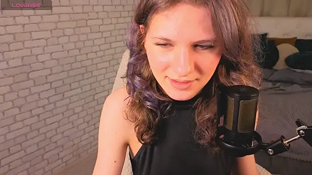 CipherellaFure online show from December 4, 2025, 12:36 pm