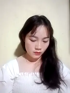 dorothyxx online show from December 20, 2025, 2:13 pm