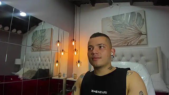 wildthor26 online show from February 26, 2026, 4:44 am