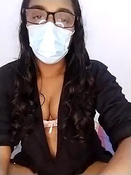 sexybolegirl online show from February 23, 2026, 6:49 pm