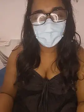 Snapshot of sexybolegirl chatting on June 21, 2026, 5:15 pm sexybolegirl online show from June 21, 2026, 5:15 pm