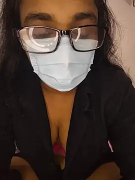 Snapshot of sexybolegirl chatting on June 30, 2026, 5:14 pm sexybolegirl online show from June 30, 2026, 5:14 pm