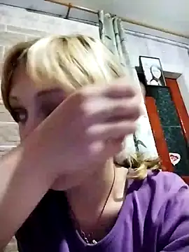 Snapshot of Ponka2011 chatting on September 21, 2025, 7:15 pm Ponka2011 online show from September 21, 2025, 7:15 pm