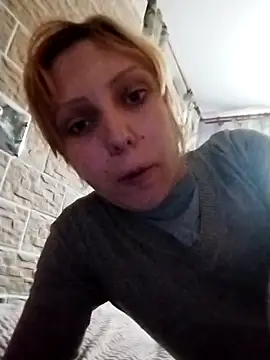 Snapshot of Ponka2011 chatting on September 26, 2025, 5:11 am Ponka2011 online show from September 26, 2025, 5:11 am