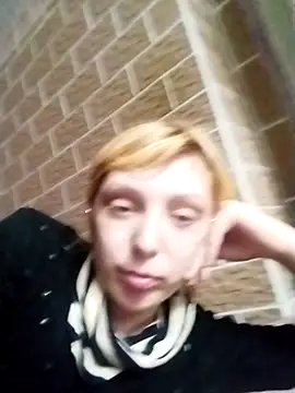 Snapshot of Ponka2011 chatting on October 29, 2025, 6:26 am Ponka2011 online show from October 29, 2025, 6:26 am