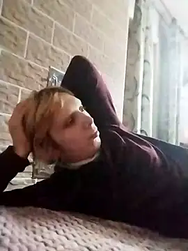 Snapshot of Ponka2011 chatting on November 1, 2025, 6:04 am Ponka2011 online show from November 1, 2025, 6:04 am