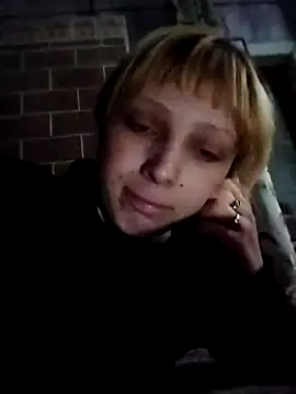 Snapshot of Ponka2011 chatting on November 20, 2025, 6:24 am Ponka2011 online show from November 20, 2025, 6:24 am