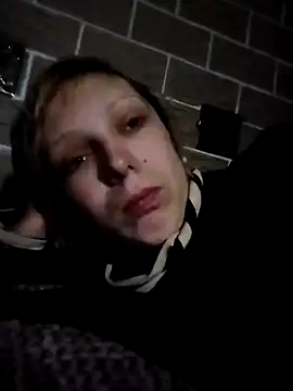 Snapshot of Ponka2011 chatting on November 21, 2025, 1:48 am Ponka2011 online show from November 21, 2025, 1:48 am