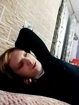 Snapshot of Ponka2011 chatting on November 28, 2025, 6:38 am Ponka2011 online show from November 28, 2025, 6:38 am