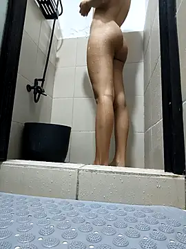 m011325 online show from October 25, 2025, 6:02 pm