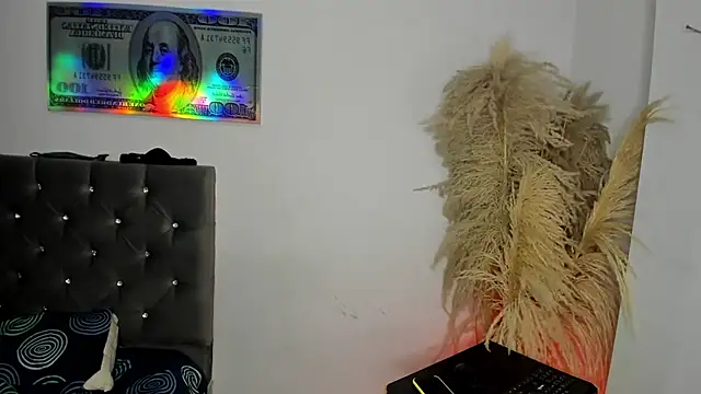 Snapshot of Samantha100 chatting on September 22, 2025, 1:46 pm Samantha100 online show from September 22, 2025, 1:46 pm