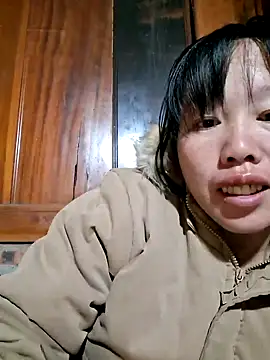 helenzz online show from November 25, 2025, 10:21 pm