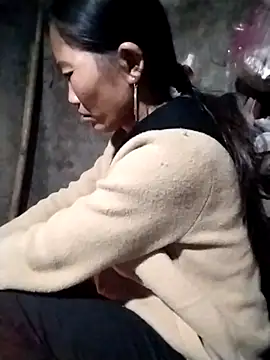 abigail-00 online show from November 22, 2025, 10:20 pm