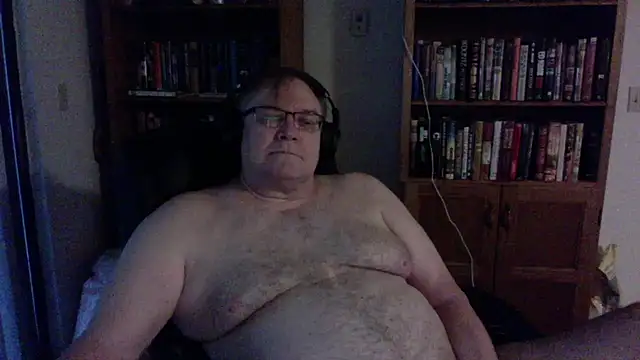 Snapshot of Vinyl22@xh chatting on June 11, 2026, 1:16 am Vinyl22xh online show from June 11, 2026, 1:16 am