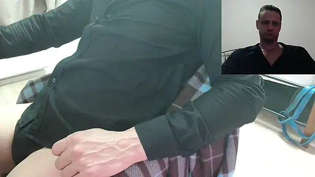 Freeze Fire online show from December 15, 2025, 5:28 pm