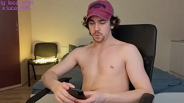 Snapshot of luca_syn chatting on February 6, 2026, 7:06 pm luca syn online show from February 6, 2026, 7:06 pm