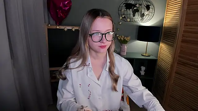 elliupp online show from October 12, 2025, 1:37 am