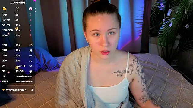 Elsie Cutties online show from April 9, 2026, 7:14 am