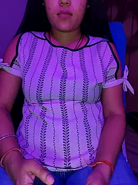 Snapshot of -Anushka01 chatting on October 24, 2025, 12:45 pm -Anushka01 online show from October 24, 2025, 12:45 pm