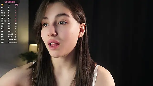 LettySlovacek online show from February 25, 2026, 2:43 am