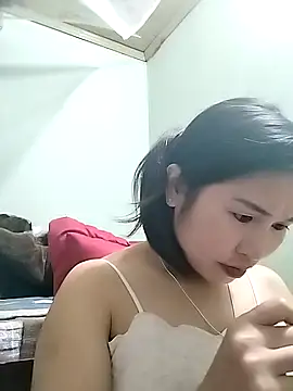 Mai4568 online show from October 25, 2025, 1:07 pm