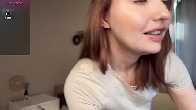 Snapshot of catherine__meow chatting on October 1, 2025, 9:59 am catherine meow online show from October 1, 2025, 9:59 am