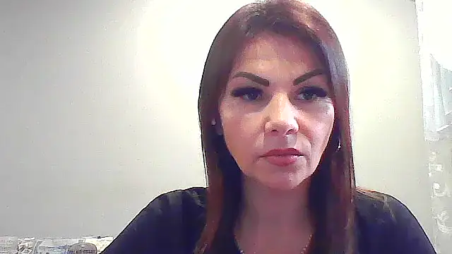 Snapshot of QueenCartyes chatting on October 8, 2025, 10:46 am QueenCartyes online show from October 8, 2025, 10:46 am