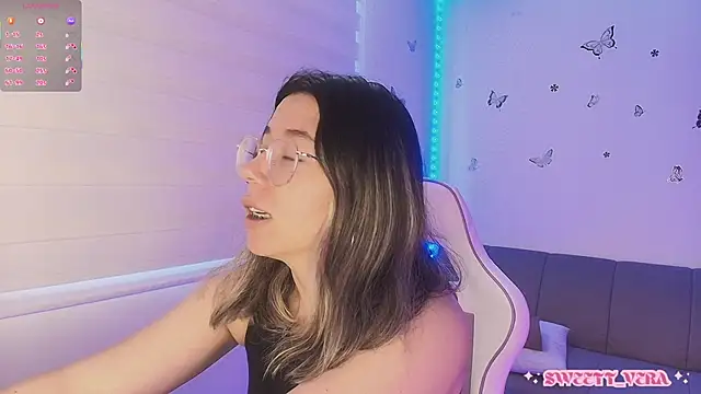 sweettvera online show from April 10, 2026, 12:32 pm