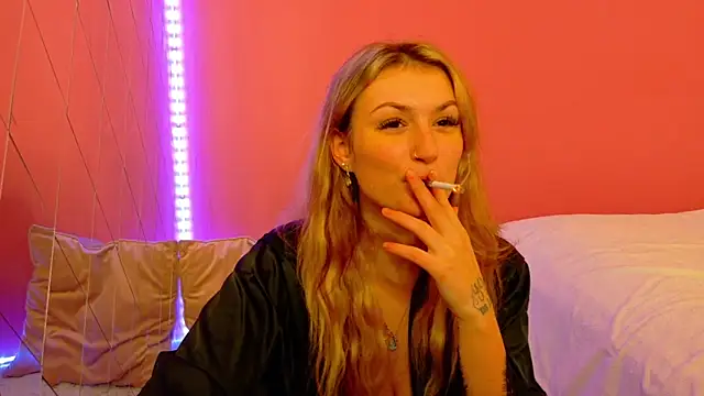 Snapshot of Anaayss_ chatting on December 1, 2025, 5:45 am Anaayss online show from December 1, 2025, 5:45 am