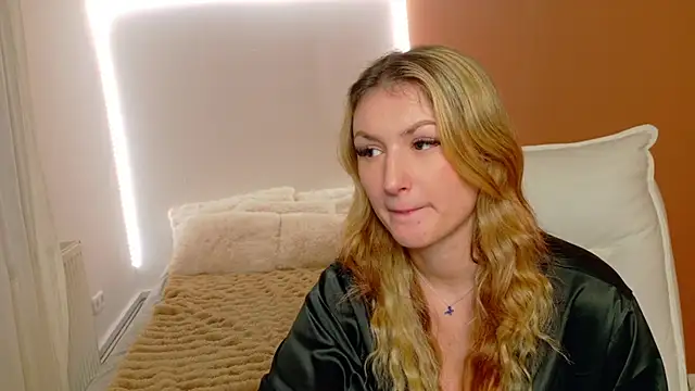 Anaayss  online show from January 16, 2026, 5:55 am