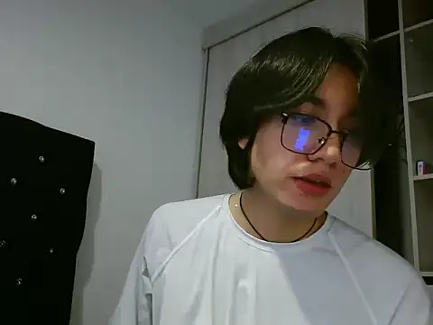 Matti Mendez  online show from June 16, 2026, 11:57 am