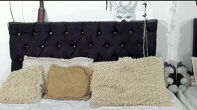 Snapshot of ValeryTatto chatting on May 27, 2026, 11:40 am ValeryTatto online show from May 27, 2026, 11:40 am