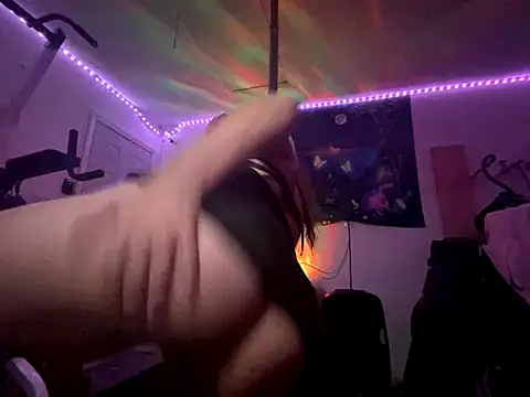 mrandmrs freak online show from October 23, 2025, 2:11 am