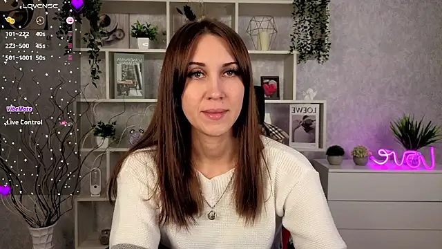 Snapshot of DreamVelour chatting on November 3, 2025, 8:54 pm DreamVelour online show from November 3, 2025, 8:54 pm