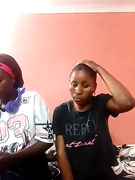 HotPetite 25 online show from November 7, 2025, 3:12 pm